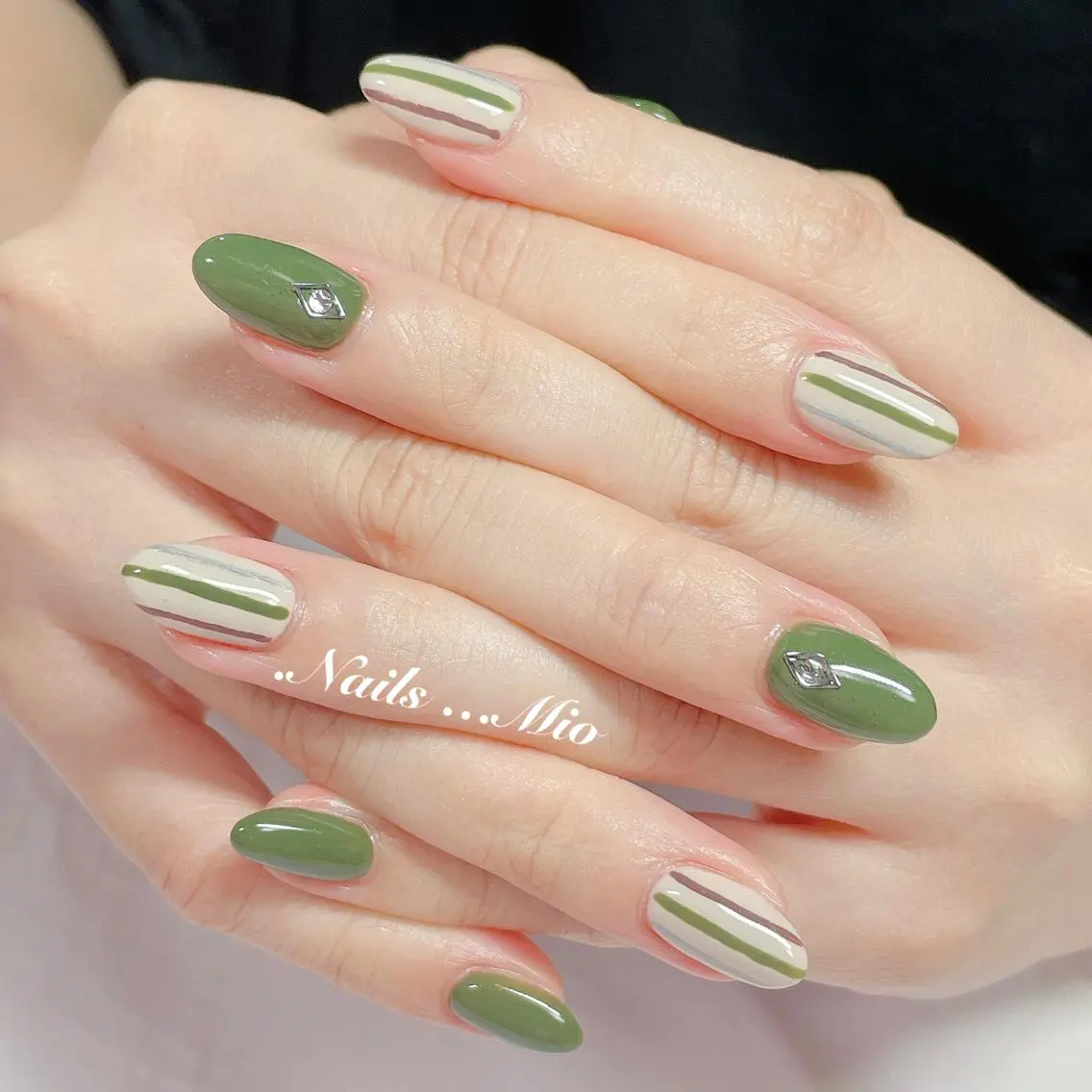 ネイル 持ち込み .Nails Mio 赤羽西ネイルサロンのネイルデザイン
