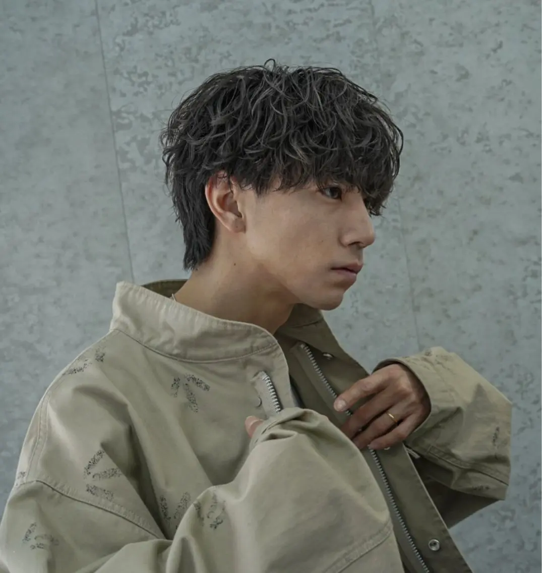 ショート カラー パーマ メンズ キッズ メンズパーマ シャドーパーマ 栄💗スパイキー⚡️ ｜パーマ｜haruのヘアスタイル