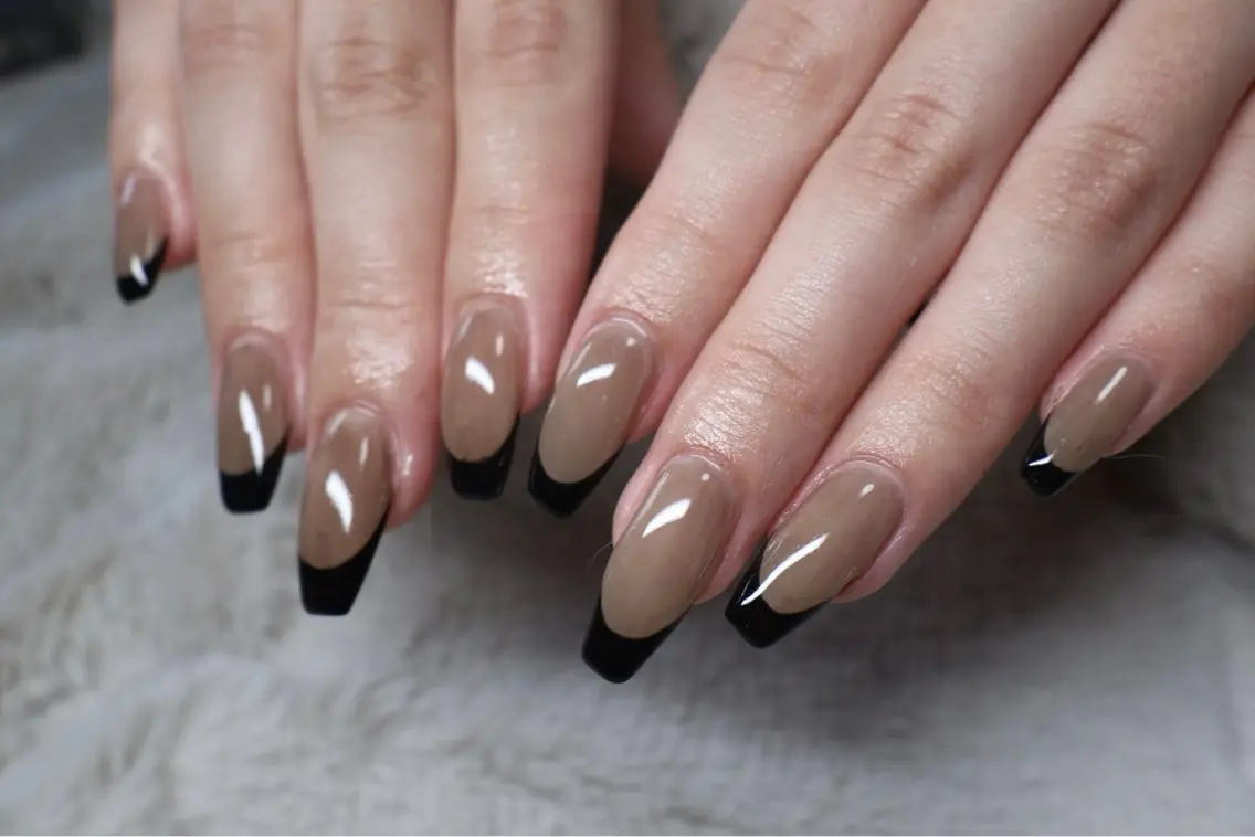 ロング ハンドネイル bc_ sakuのネイルデザイン