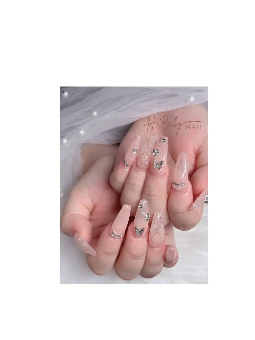 ネイル フレンチネイル ジェルネイル ガラスフレンチ ハロウィン ハート ハンドネイル H.baby Nail Salonのネイルデザイン