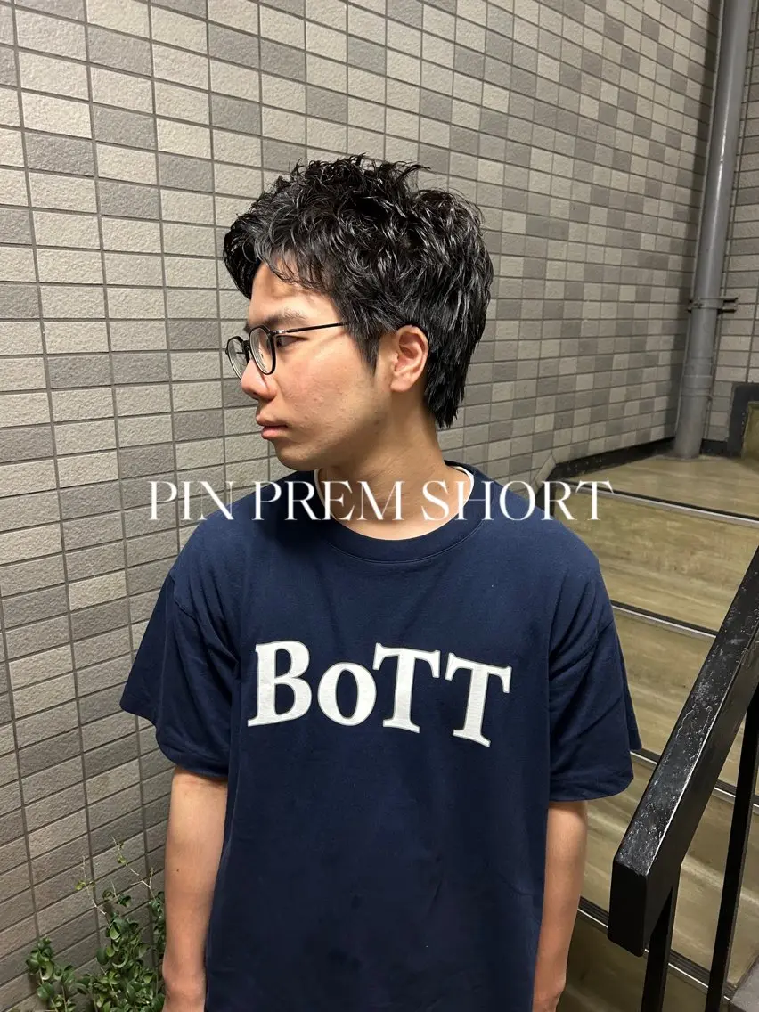 ショート パーマ メンズ メンズブリーチ メンズハイライト メンズインナーカラー メンズパーマ プードルパーマ カット パーマ トリートメント 💈メンズ短髪特化 ✂︎伊藤大輝💈のヘアスタイル