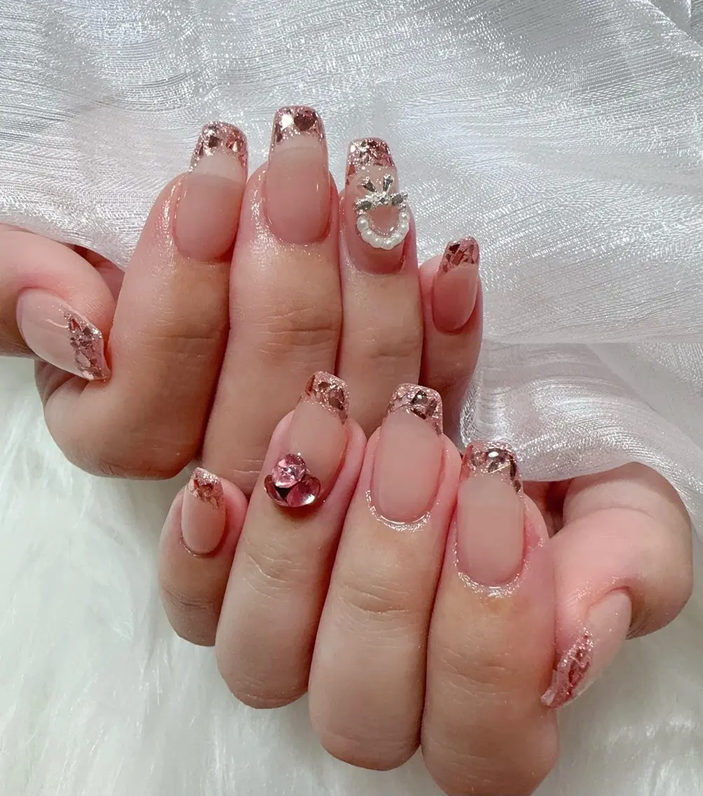ネイル ハンドネイル ＆ME アンドミーのネイルデザイン