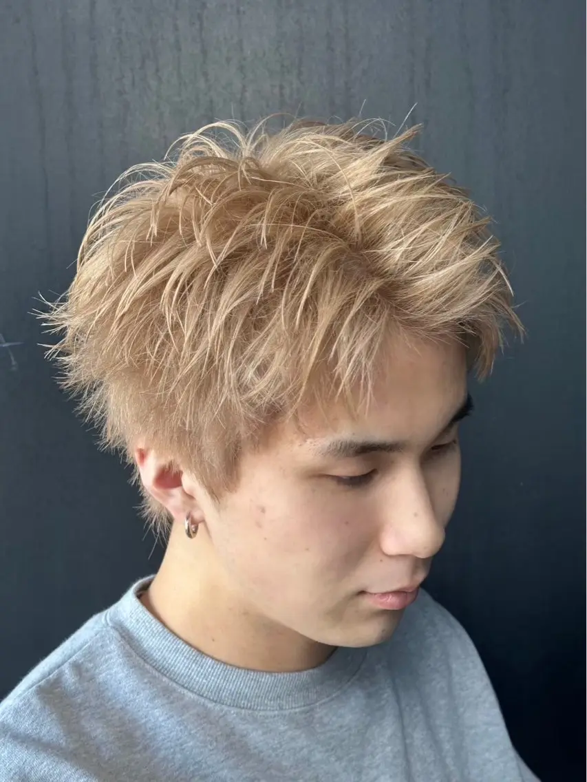 メンズカットブリーチカラー  高校生・大学生・20代の方に向けた募集になります！！の写真
