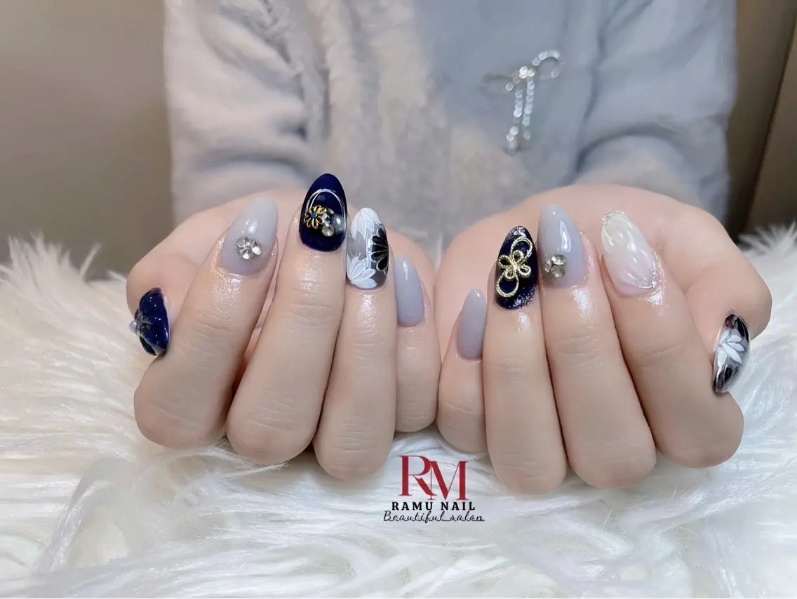 ネイル キラキラネイル マグネットネイル ミラーネイル ストーンネイル ワンホンネイル ハンドネイル RAMU Nail 恵比寿店のネイルデザイン