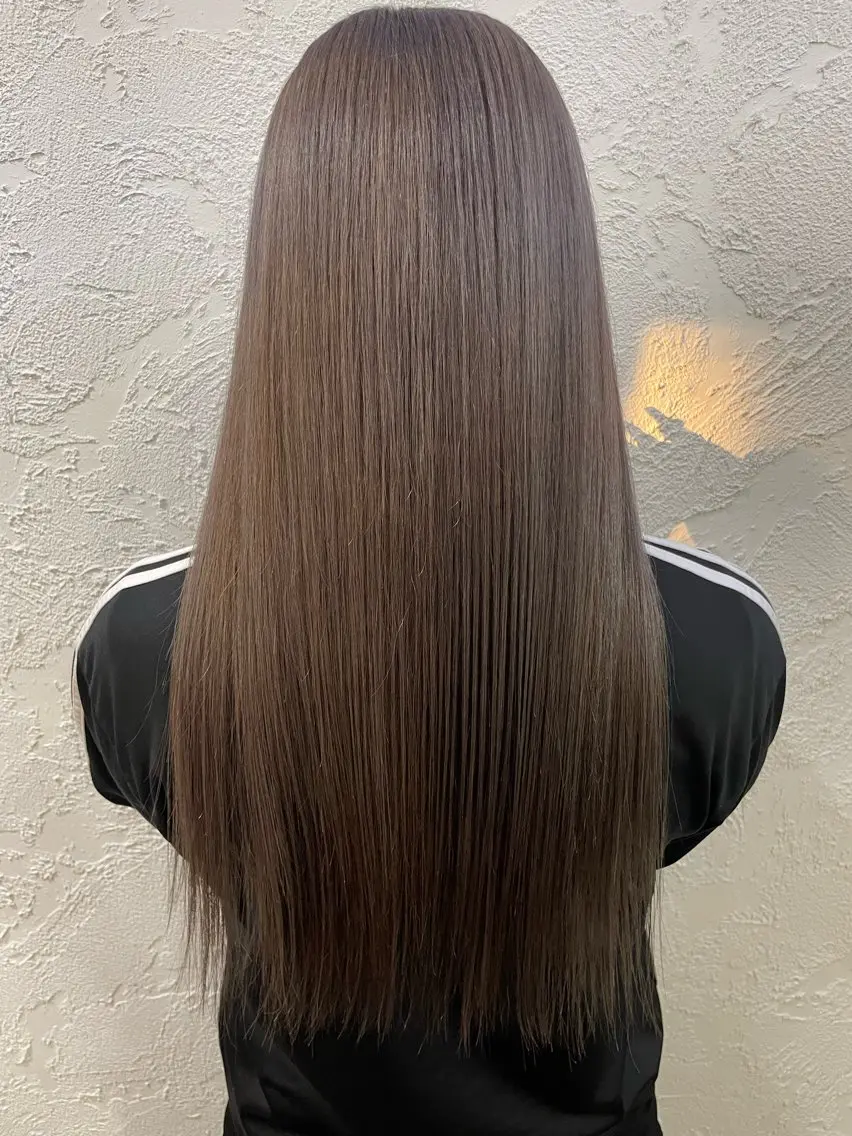 ロング カット ヘアカラー トリートメント 下林 雅明のヘアスタイル