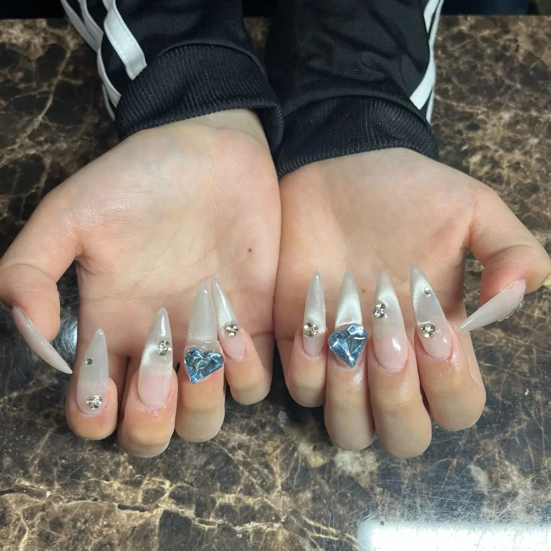 ネイル ハンドネイル IROHA nail Ami🐊🎀のネイルデザイン