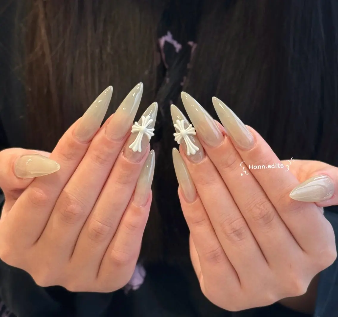 セミロング ハンドネイル Aila Nail ShinOkuboのネイルデザイン