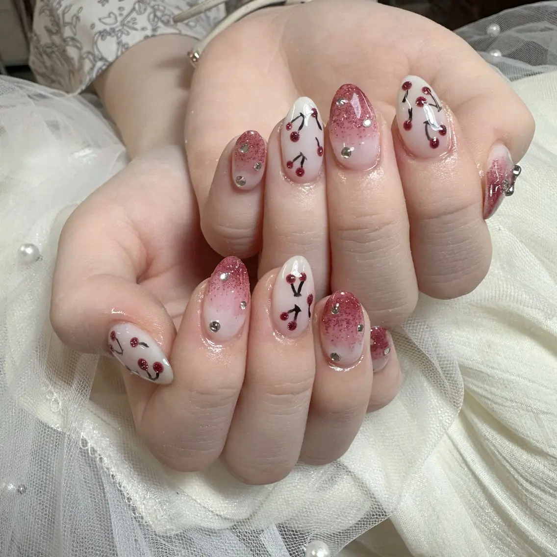 ネイル ハンドネイル 🎀nana🫧 ワンホンネイル🎀のネイルデザイン