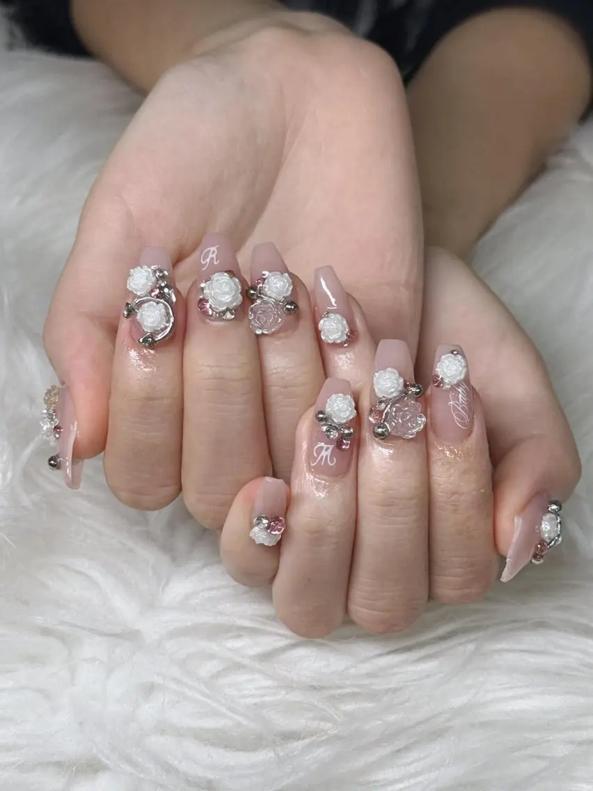 ネイル Lee Nailsのネイルデザイン