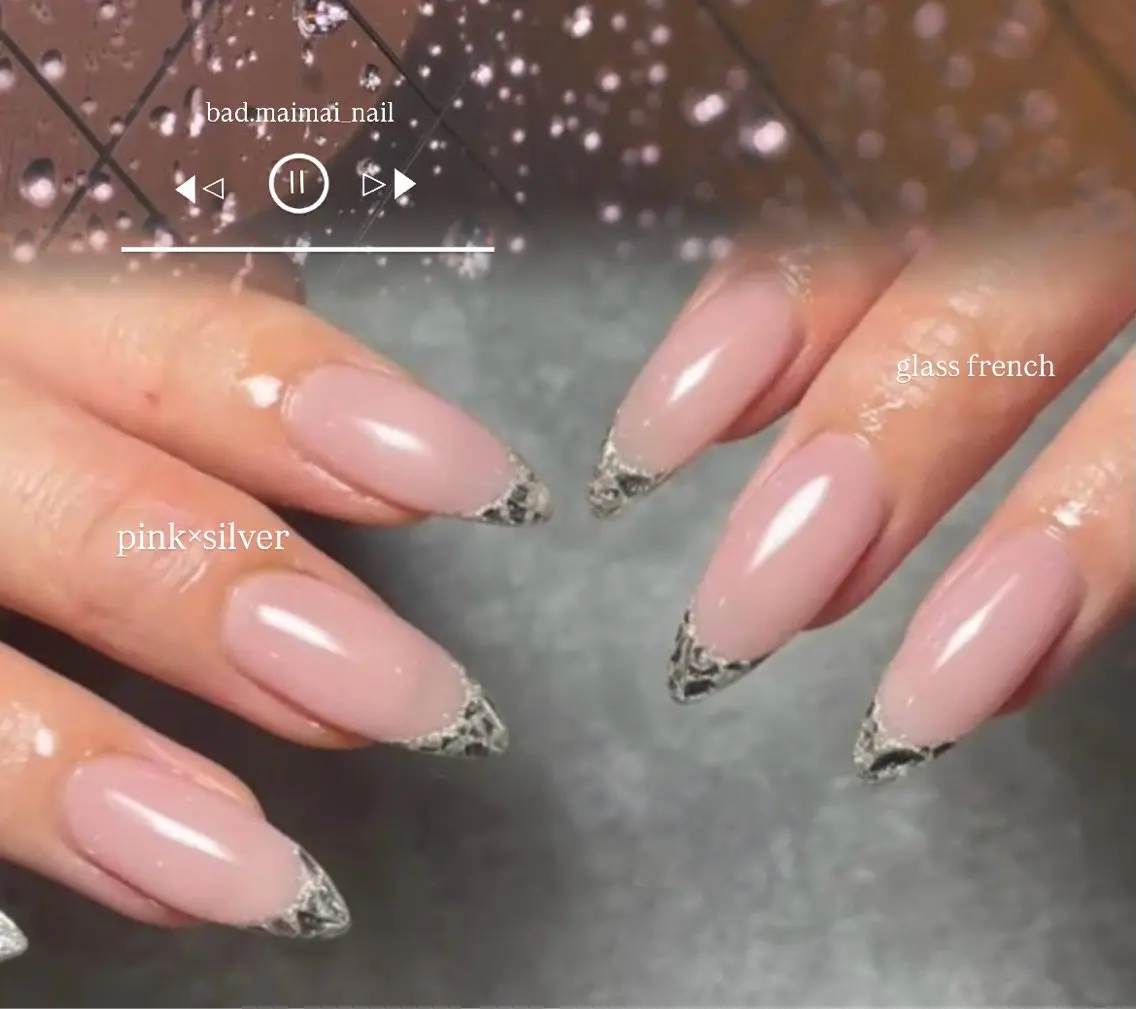 ハンドネイル🎀フレンチネイル（オフ込）の写真