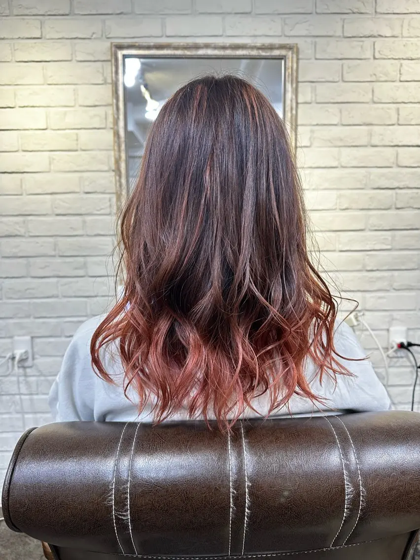 カラー グラデーションカラー ✨透明感カラー🌱 上村 舜のヘアスタイル