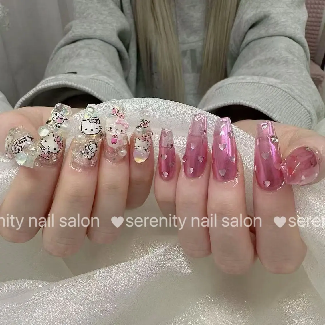 ネイル チークネイル 長さ出し フレンチネイル ジェルネイル キラキラネイル ハンドネイル ハンドケア ✨Serenity Nail salonのネイルデザイン