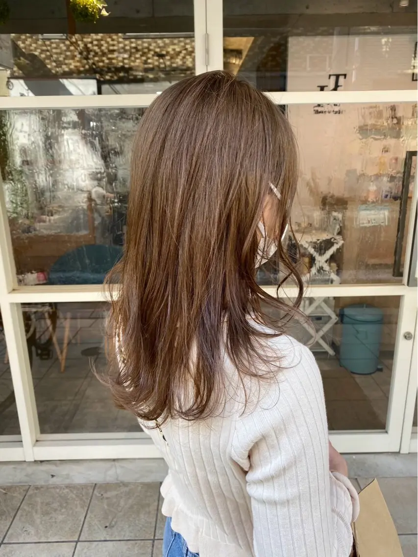 ロング カラー カット トリートメント 小西 舞依のヘアスタイル