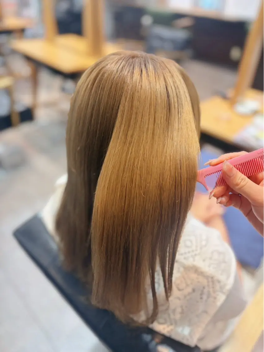 セミロング 西新出勤/ワンカラー 🎀yuka🎀のヘアスタイル