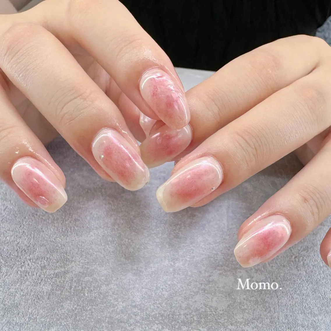 ネイル ミラーネイル ニュアンスネイル ピンク ぷっくりネイル 夏ネイル ハンドネイル pointillé .ayaのネイルデザイン
