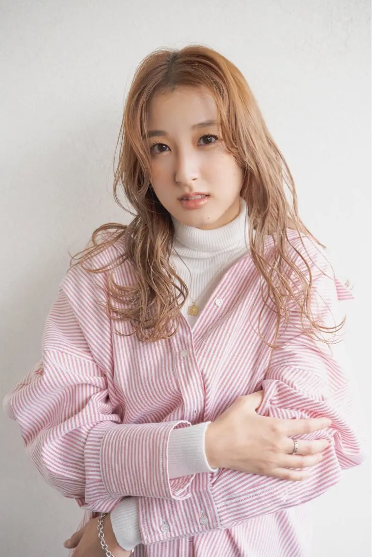 ロング わだ みすずのヘアスタイル