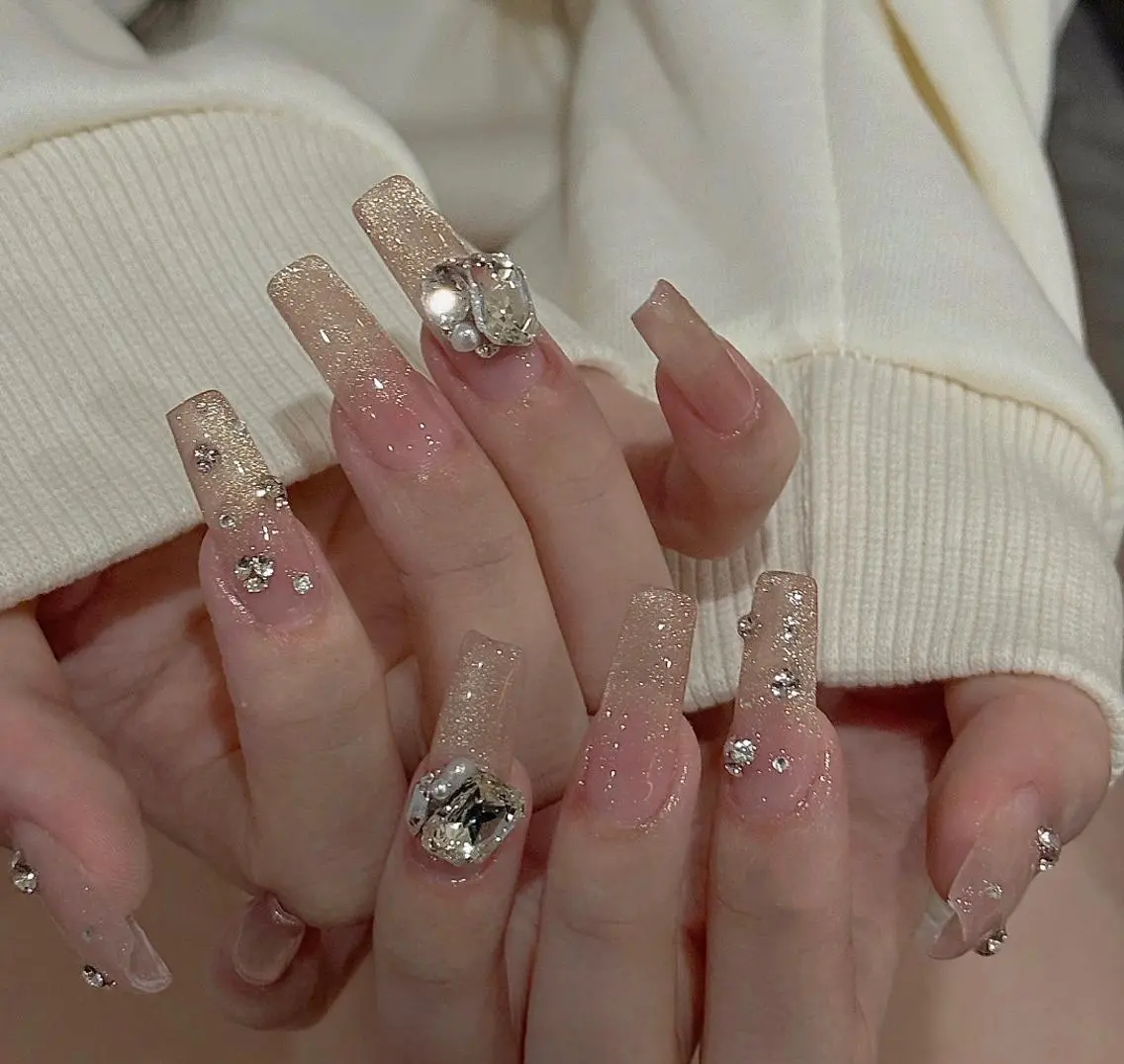 ネイル ハンドネイル ハンドケア 🍑 momo_nailのネイルデザイン