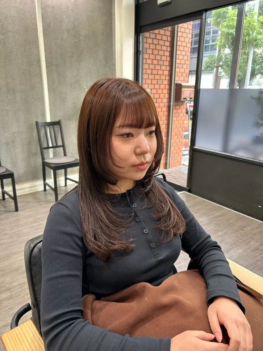 ロング カラー ヘアアレンジ ブラウンカラー モカブラウン レイヤーカット カット ヘアカラー トリートメント ヘッドスパ cocotte 💟草間紫音💟のヘアスタイル