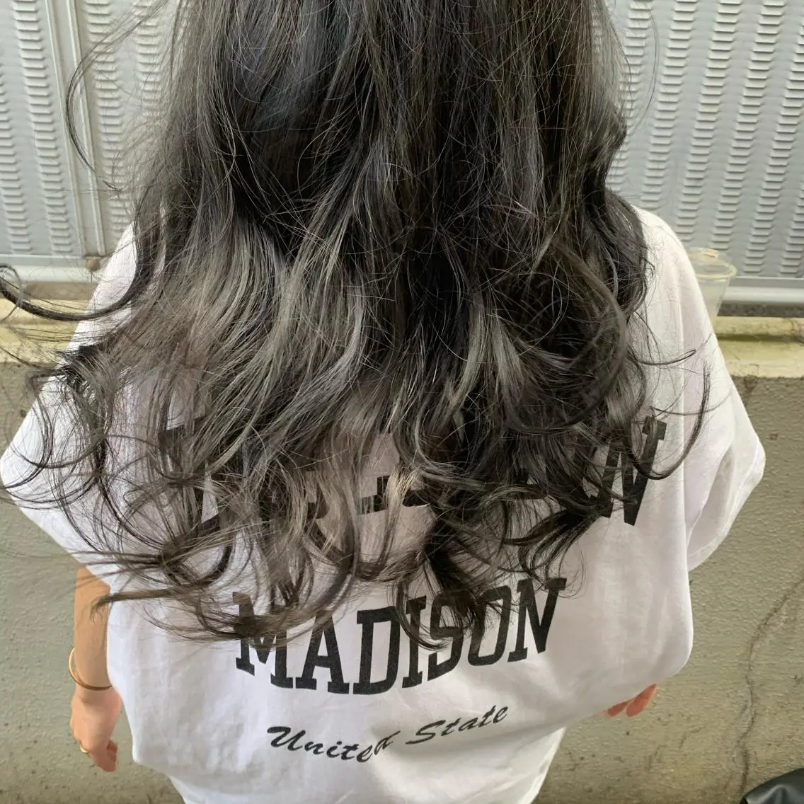 ロング カラー アッシュ ブルーカラー ブルーアッシュ オレンジ 韓国🤍ワンホンヘア みかん🇨🇳のヘアスタイル