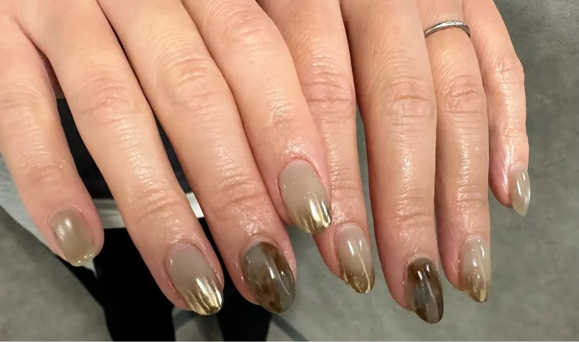ネイル ニュアンスネイル ハンドネイル titiシェアネイル サロンharukaのネイルデザイン