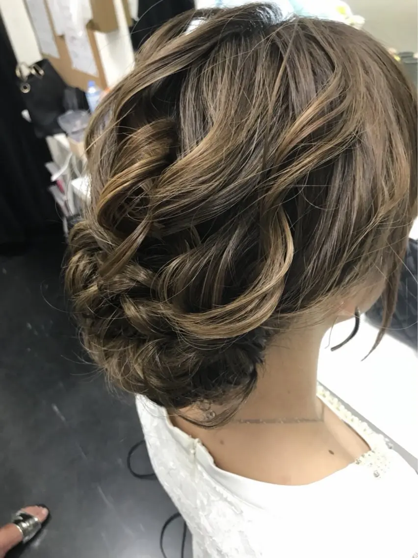 ヘアアレンジ ヘアセット 🌈髪質改善🌈 過去の1艶サラ体験✨のヘアスタイル
