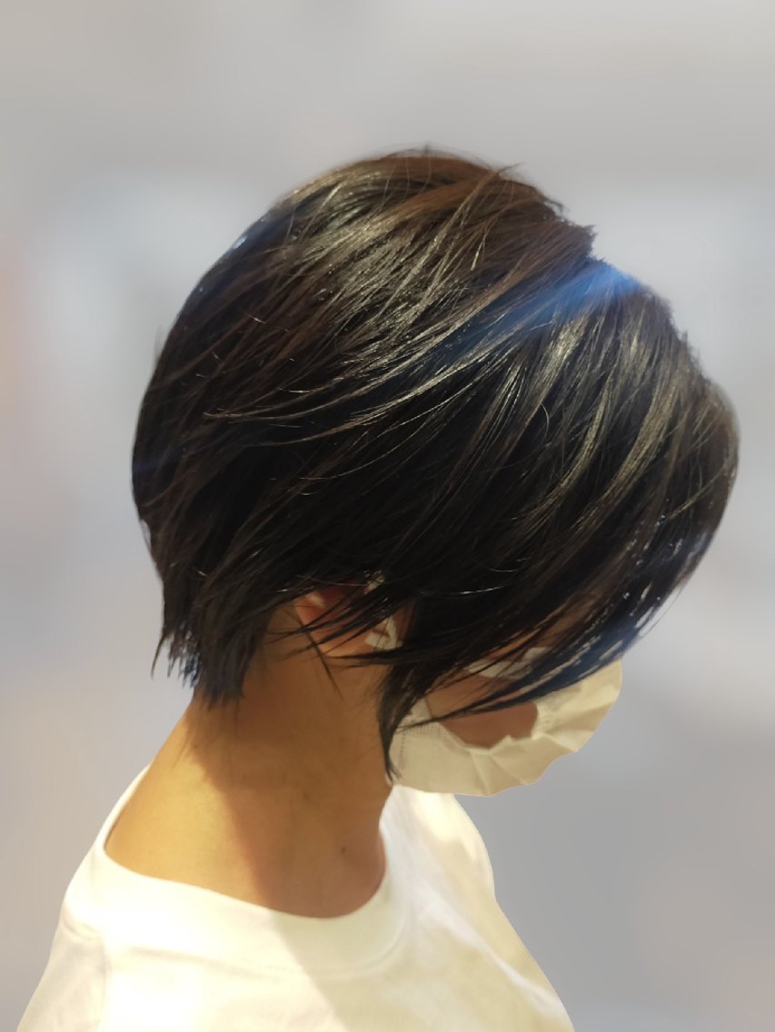 ショート ショートボブ ボブ ショートヘア カット いしかわひろき💫 ハイライト/脱白髪染のヘアスタイル