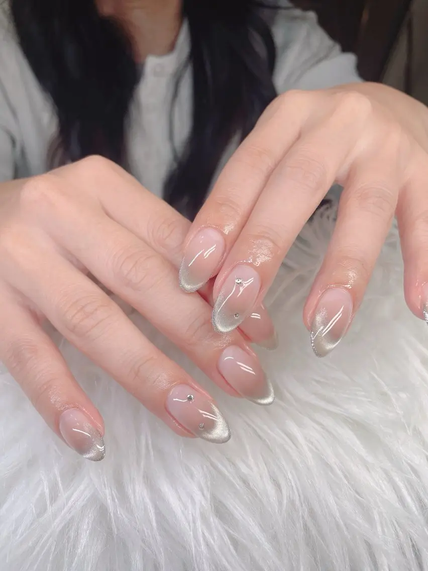 セミロング ハンドネイル WELINA nail salonのエステ・リラクイメージ