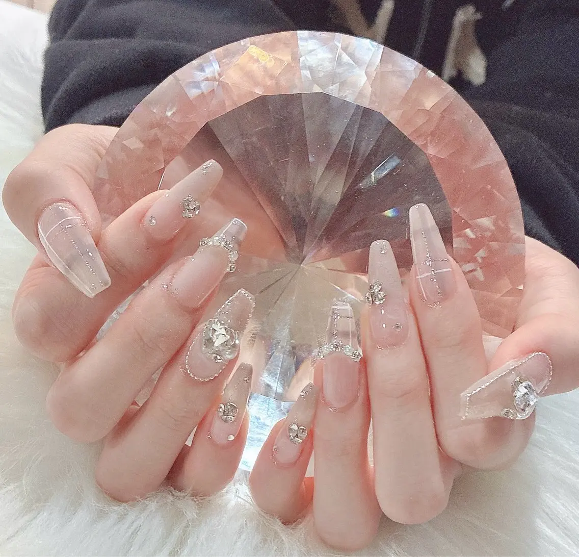 ネイル ハンドネイル LoaChaton kaeのネイルデザイン