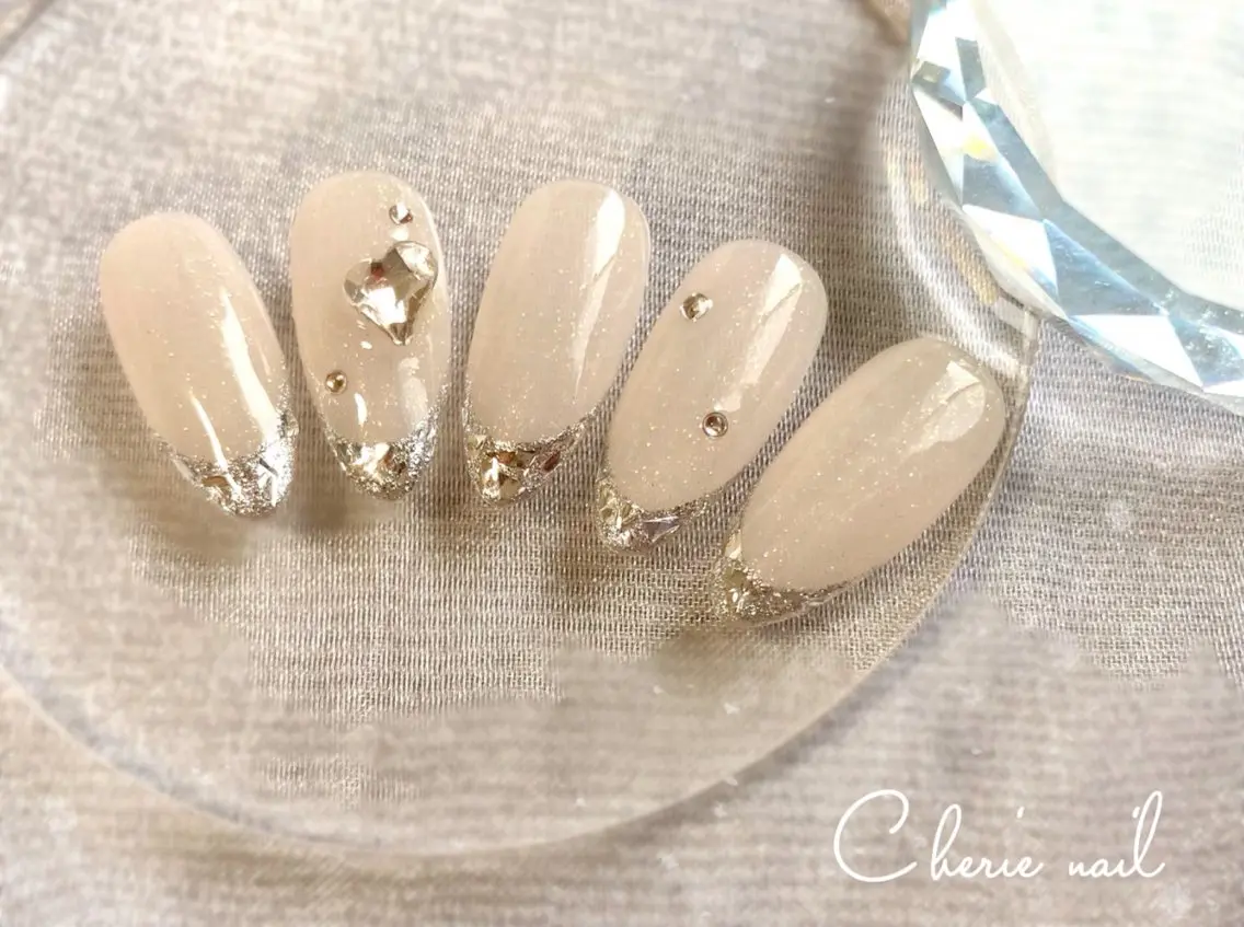 ネイル フレンチネイル ジェルネイル ガラスフレンチ ハート キラキラネイル ハンドネイル Cherienail yunaのネイルデザイン