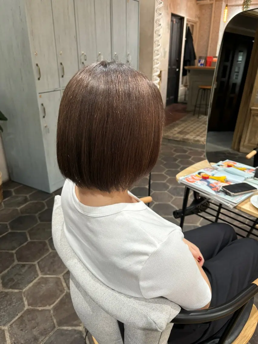 ミディアム カラー ヘアカラー SAKI⭐️ブリーチ ・艶カラー⭐️のヘアスタイル