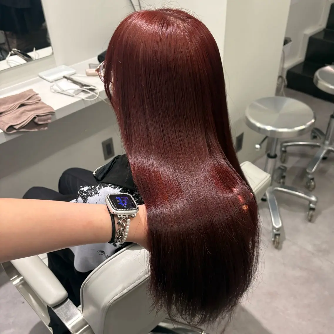 ロング カラー ダブルカラー レッドカラー カット ヘアカラー トリートメント 加藤 麻夢のヘアスタイル