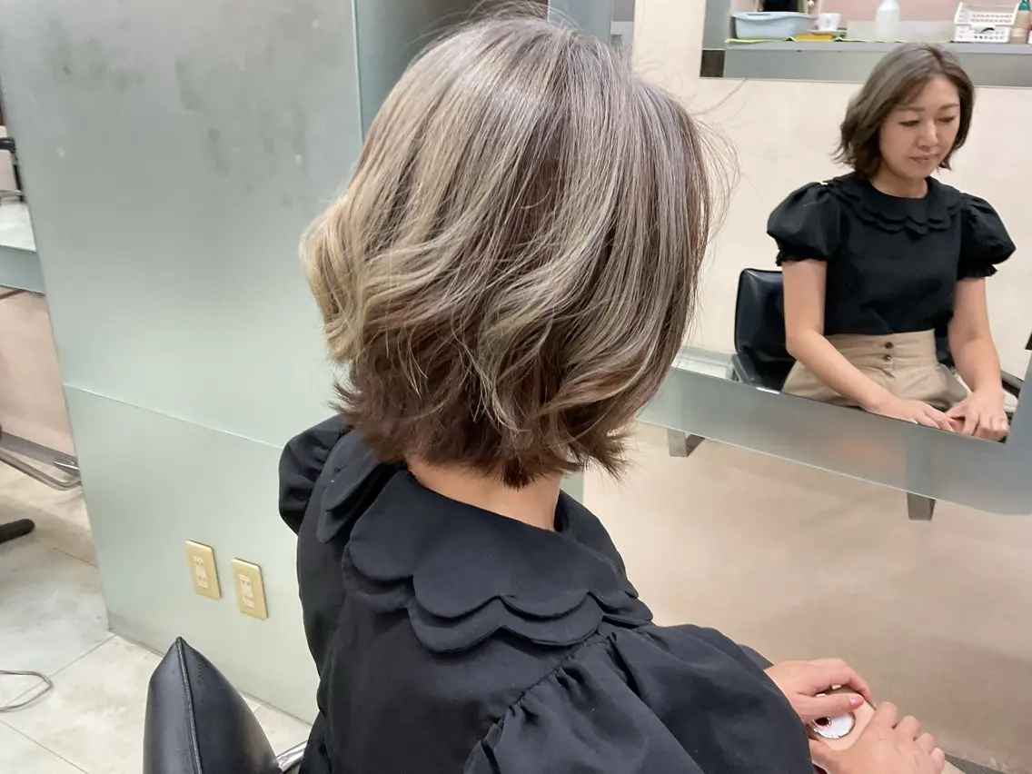 ミディアム カラー au美容室 栄矢場町のヘアスタイル