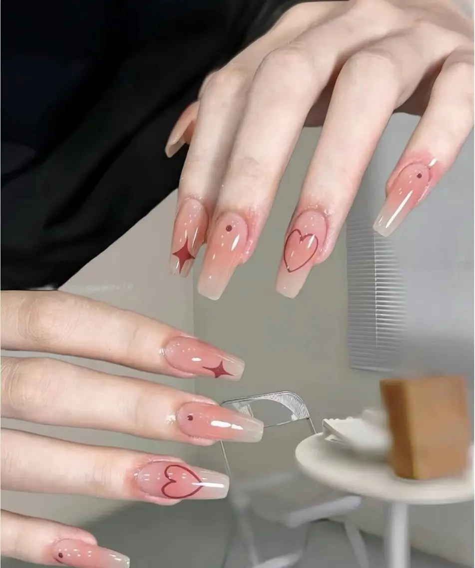ネイル チークネイル 長さ出し フレンチネイル ガーリー 韓国ネイル sun nail池袋 モデル募集のネイルデザイン