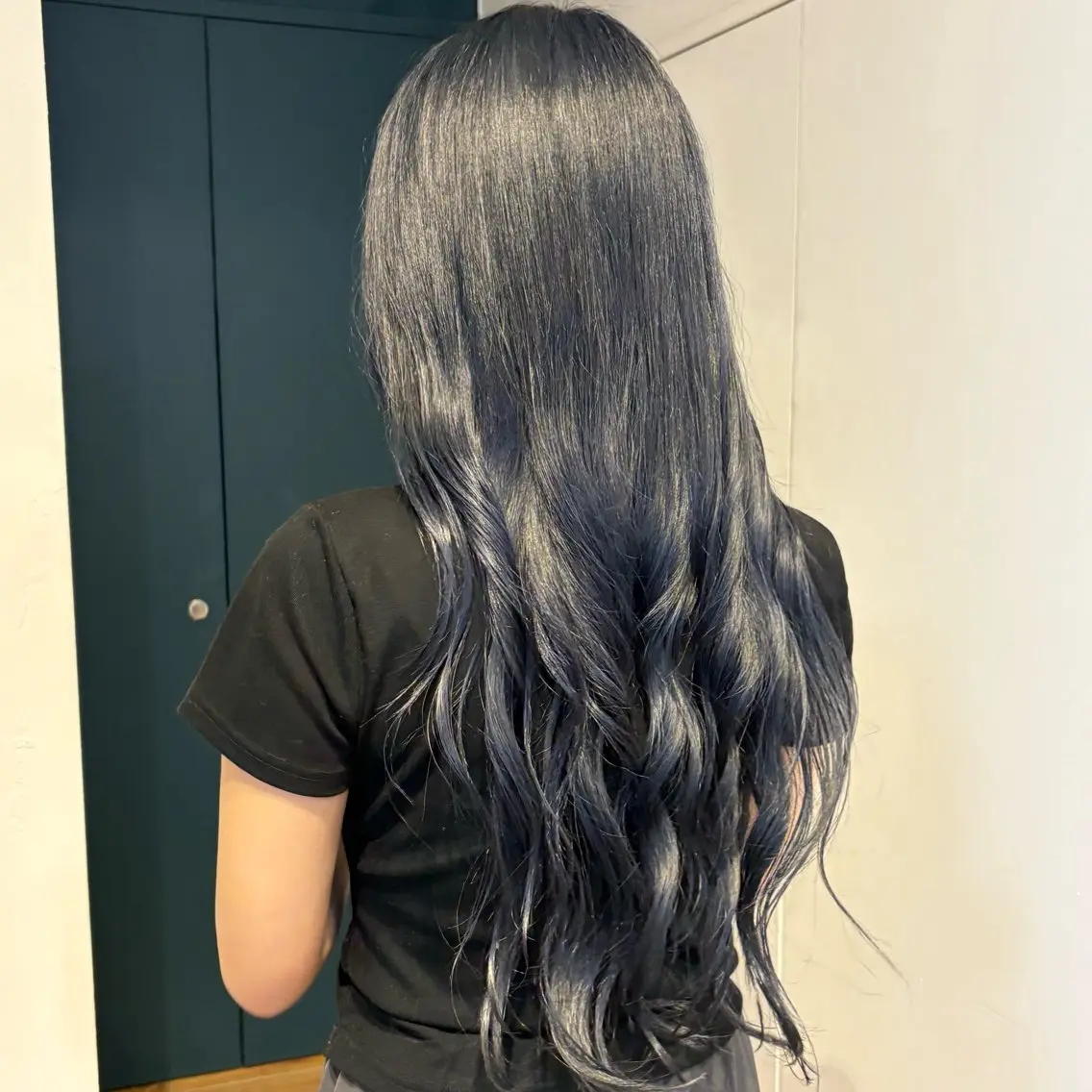 ロング カラー ブリーチ 透明感カラー mina / 透明感ベージュカラーのヘアスタイル