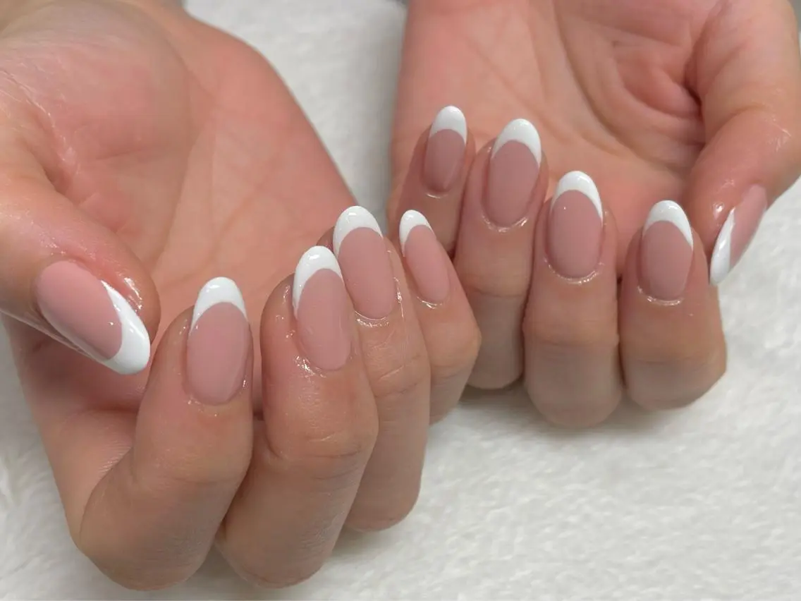 ネイル フレンチネイル ハンドネイル riri-nail Rie Endoのネイルデザイン