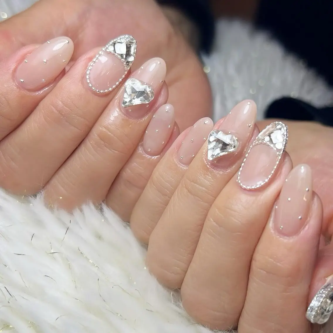 ネイル チークネイル ハート キラキラネイル 韓国ネイル マグネットネイル Bijou8 nailのネイルデザイン