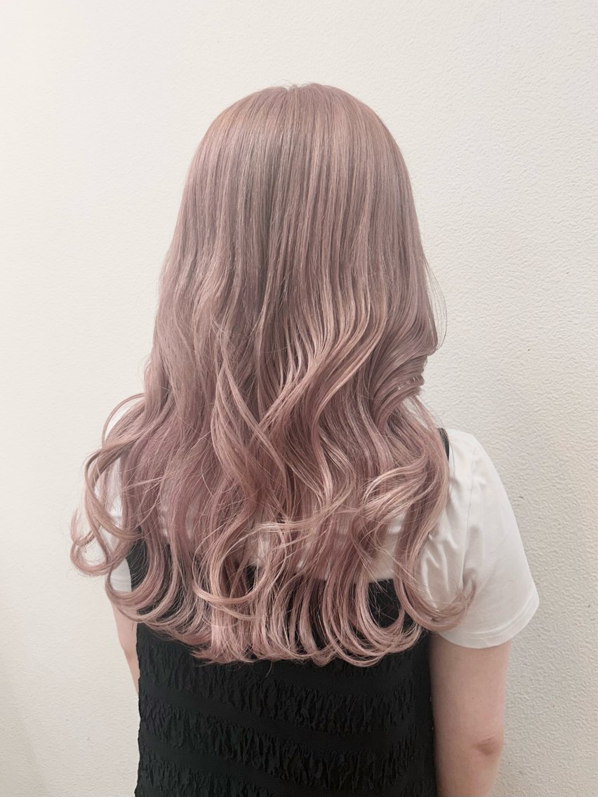 ロング カラー ブリーチ ピンクカラー カット ヘアカラー トリートメント Maya🦋 ハイトーン特化のヘアスタイル