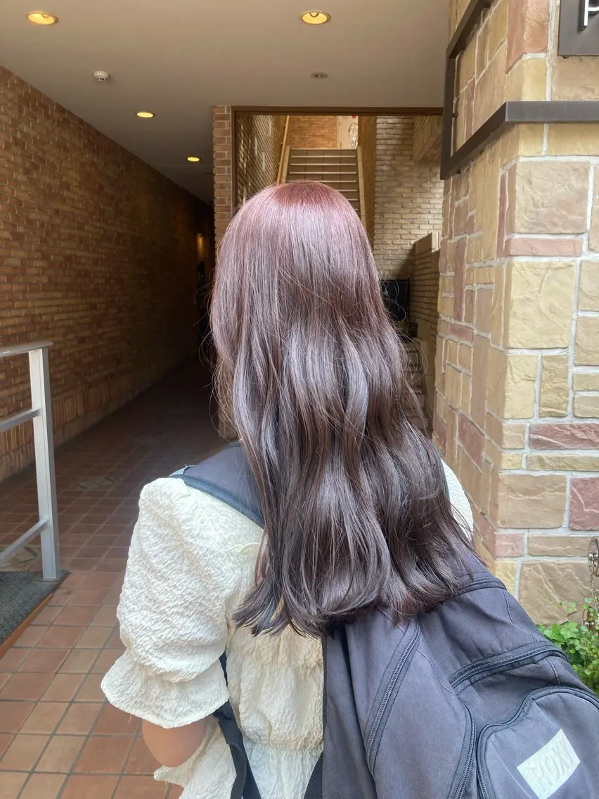 カラー ブラウンカラー ピンクカラー 加茂野 緑のヘアスタイル