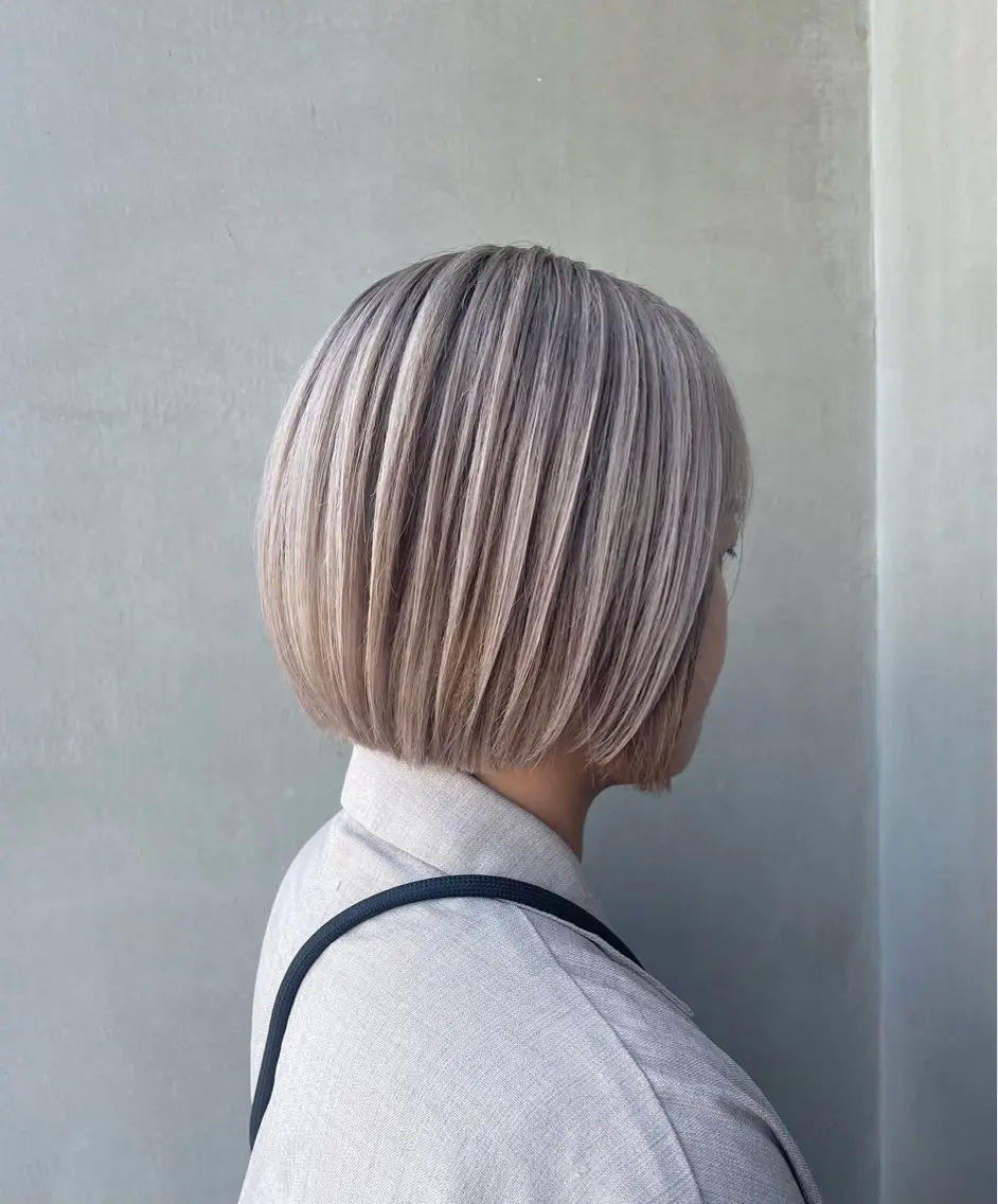 ショート ボブ カット ヘアカラー cyan sayaのヘアスタイル