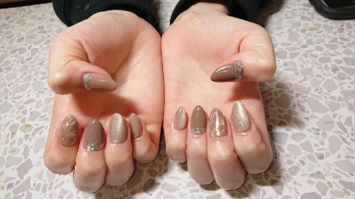 ネイル マグネットネイル JEWEL nailのネイルデザイン