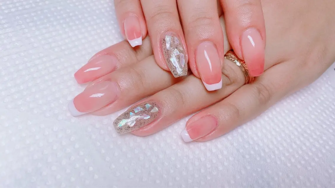 ネイル 長さ出し フットネイル ジェルネイル 韓国ネイル マグネットネイル ハンドネイル Kalmia Nailのネイルデザイン