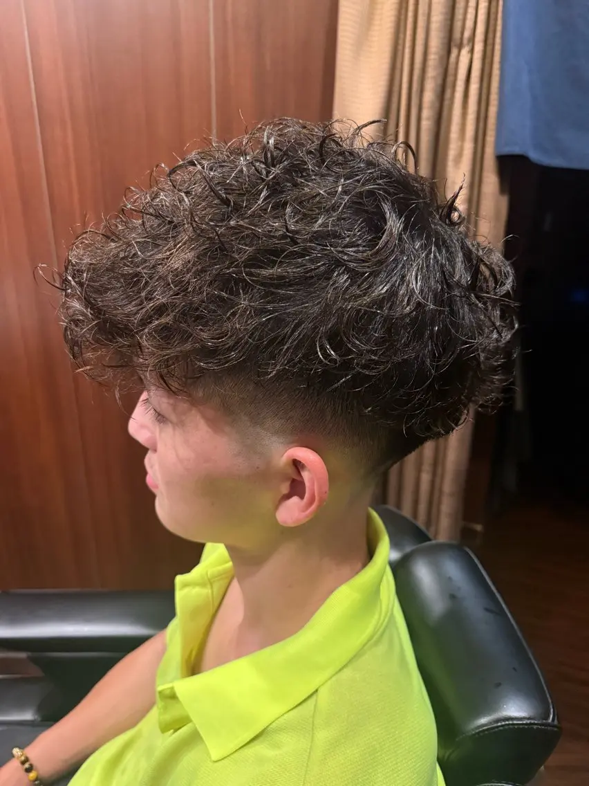 ショート メンズ 飯田 美海のヘアスタイル