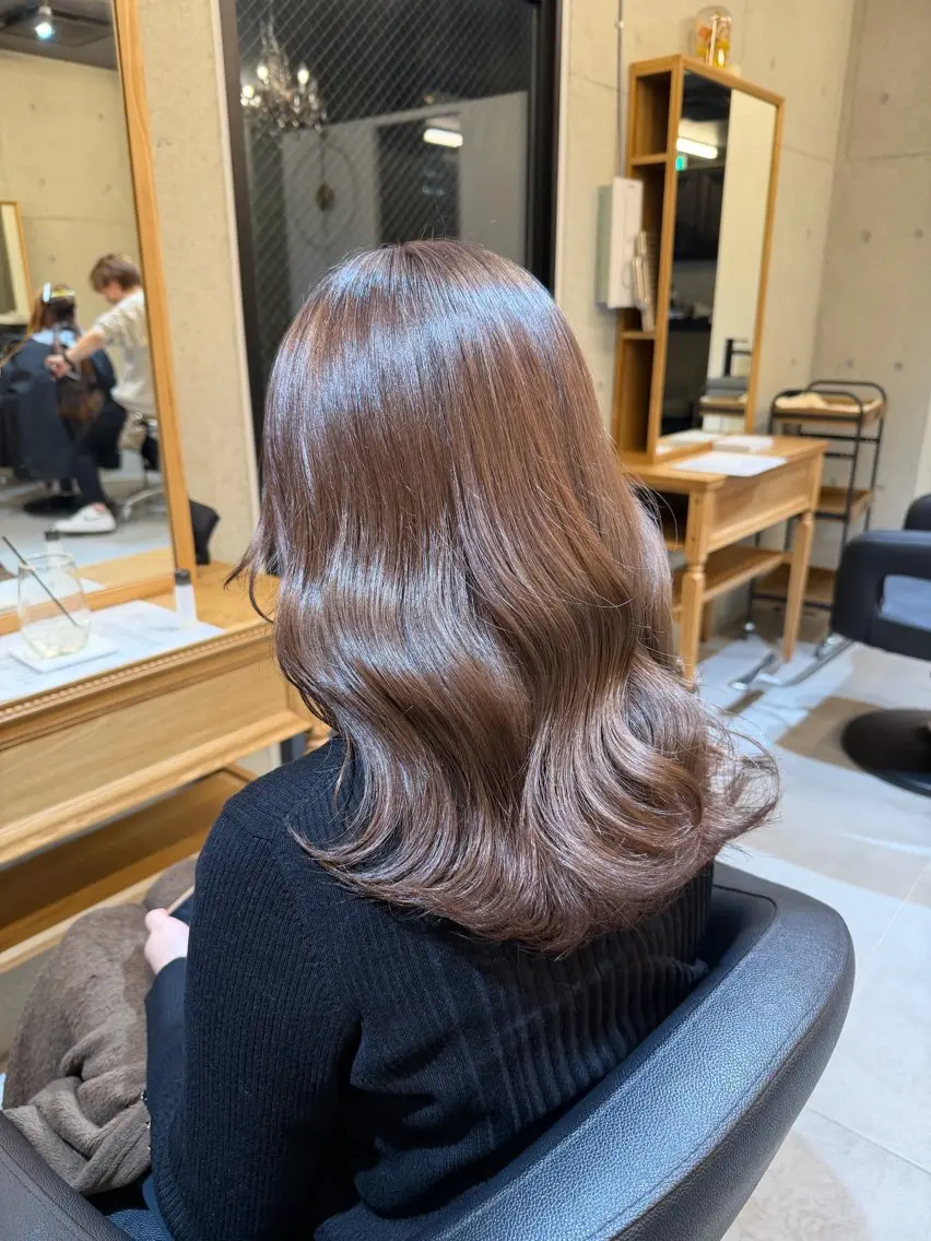 セミロング カラー ベージュカラー ブリーチ ケアブリーチ グレージュ ヘーゼル カット ヘアカラー 羽田翔大/ブリーチ/ レイヤー/店長のヘアスタイル