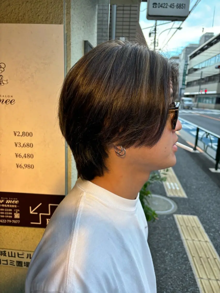 ショート カラー メンズ メンズハイライト ハイライトカラー ハイライト カット ヘアカラー トリートメント メンズ/ヘアセット/ 顔周りレイヤー/💶のヘアスタイル