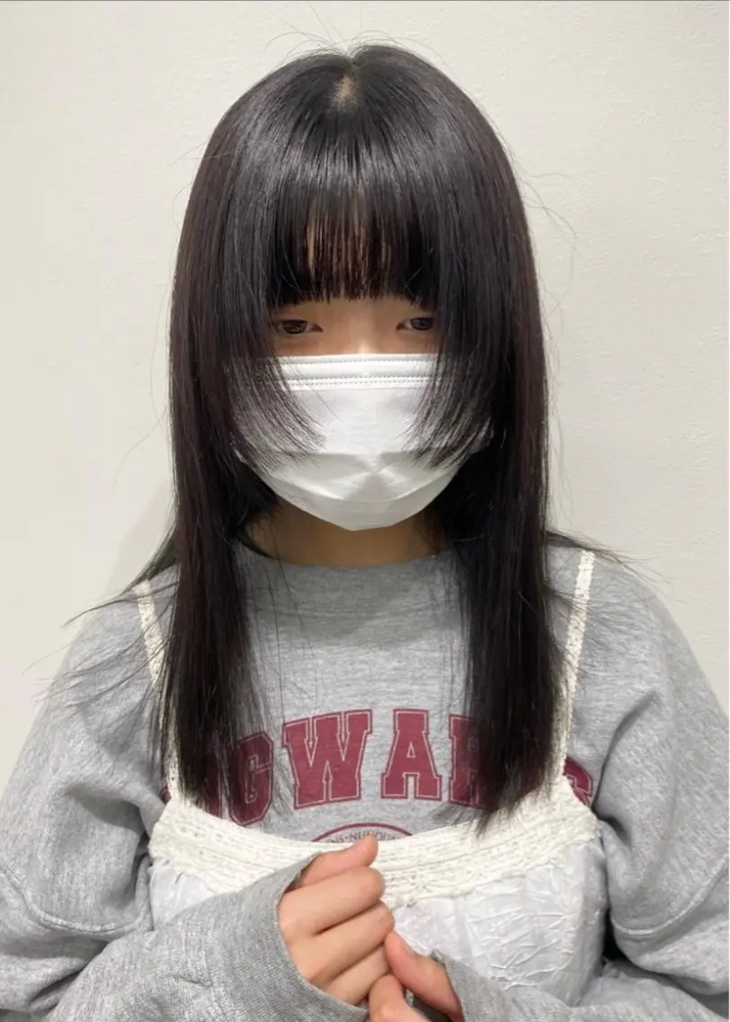 セミロング カラー 顔まわりレイヤー レイヤーカット カット ヘアカラー トリートメント tomomi /レイヤーカットのヘアスタイル