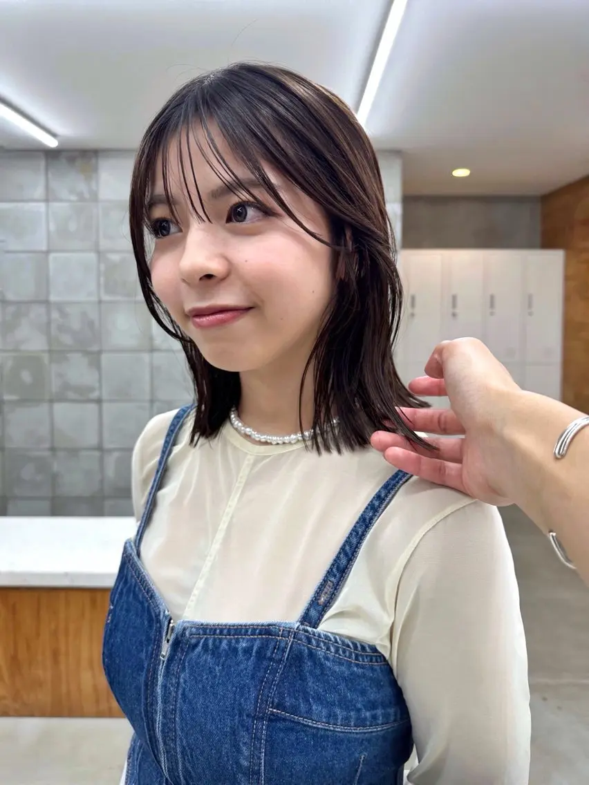 ミディアム カラー ボブ 外ハネヘア カット ヘアカラー パーマ /レイヤー 榛地渉馬 /矢場町のヘアスタイル