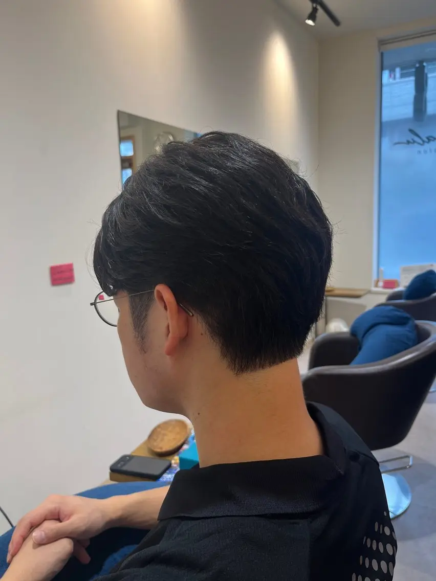 メンズ カット 荒井 茉凜のヘアスタイル