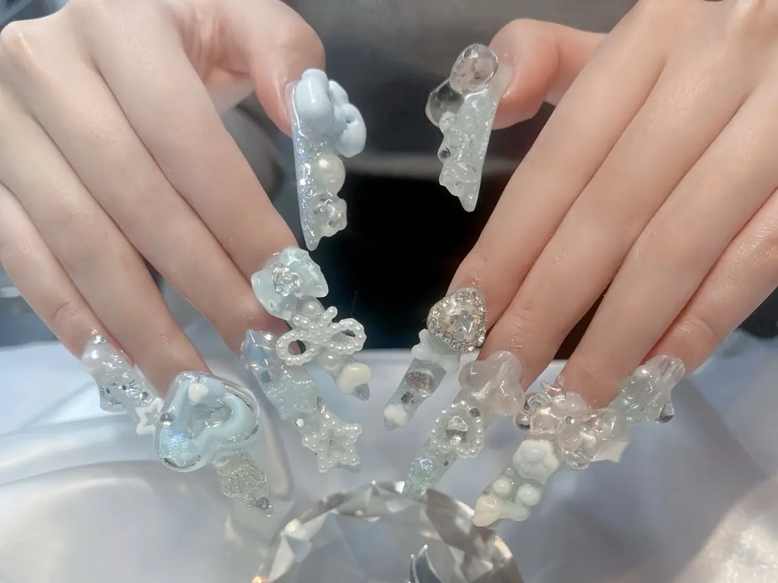 ネイル アートネイル 成人式 ロングネイル ニュアンスネイル スカルプネイル ハンドネイル Rin Nail 新大久保店のネイルデザイン