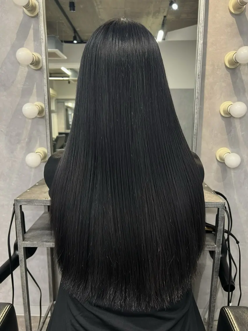 ロング カラー 黒髪 ブリーチ 透明感カラー 顔周りカット レイヤーカット ヘアカラー トリートメント 透明感/レイヤー 🇰🇷tomonaのヘアスタイル