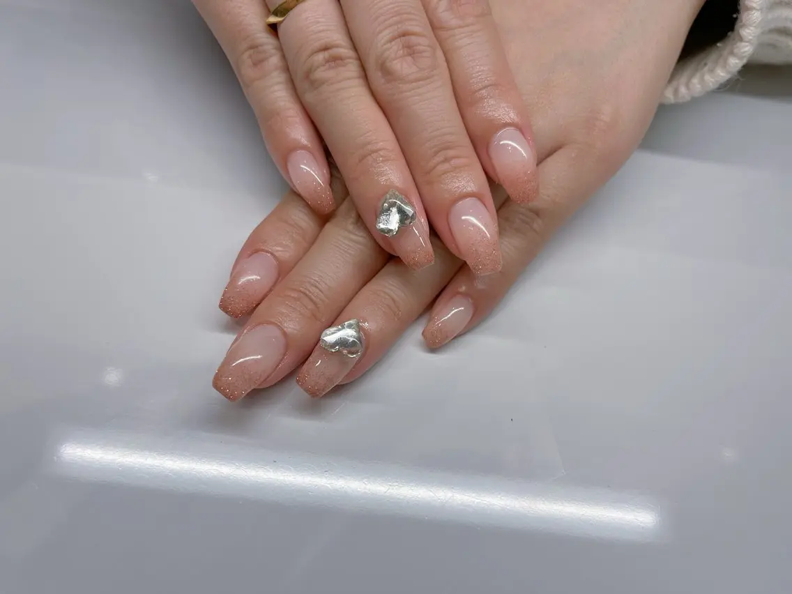 ネイル フレンチネイル ガラスフレンチ ロングネイル マグネットネイル ニュアンスネイル ハンドネイル XIMINANAIL SALON堀江店のネイルデザイン